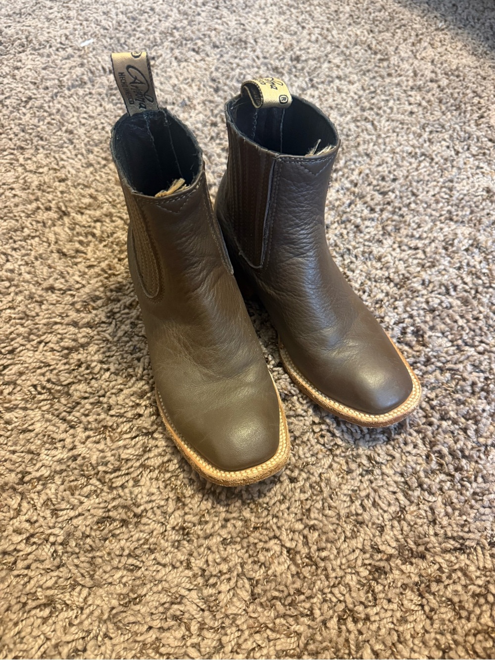 Women’s Brown Leather Chelsea Boots - Classic Slip-On Style - Picture 2 of 3